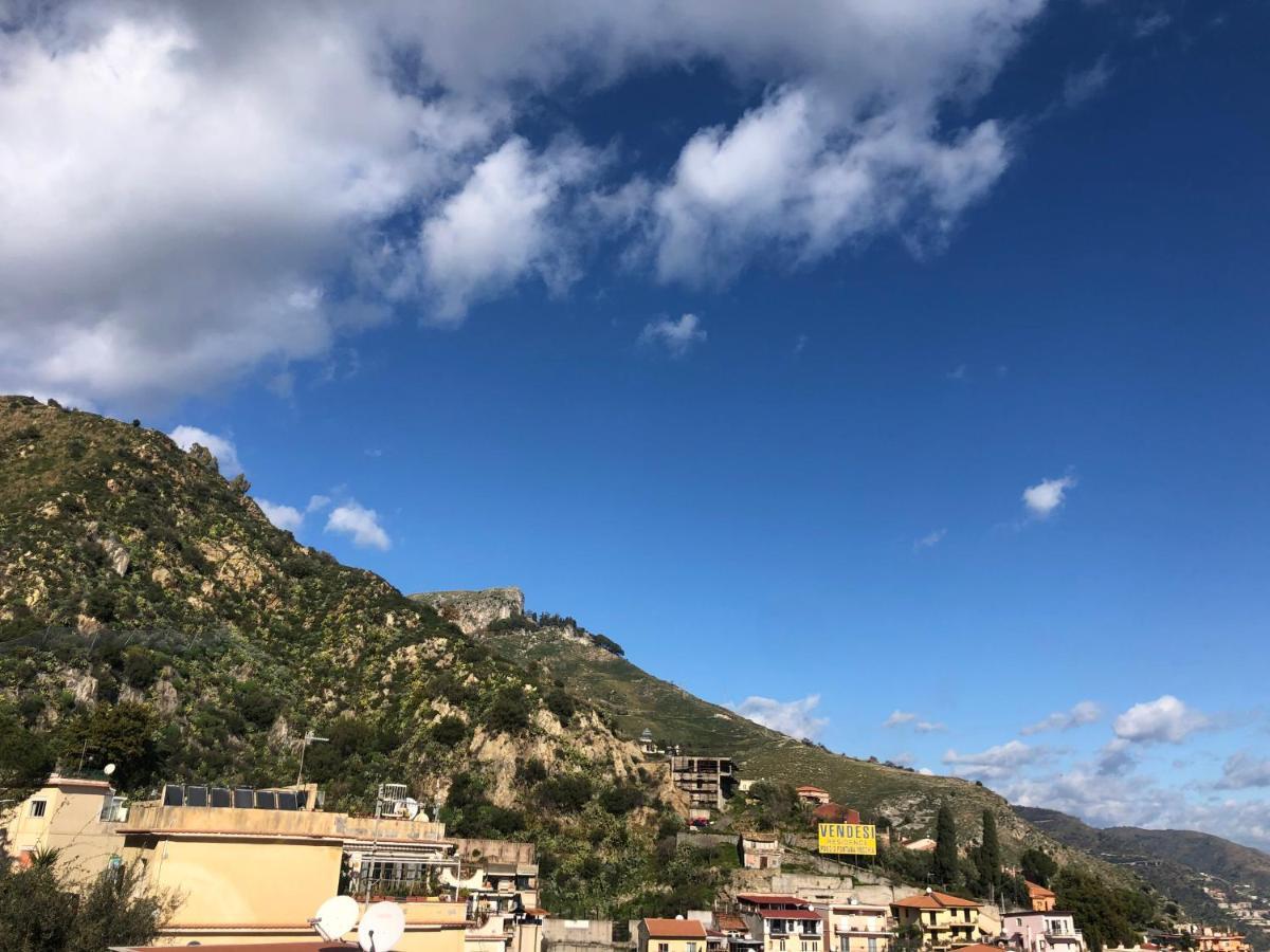 Taormina Center Apartment With Sea View Exterior photo